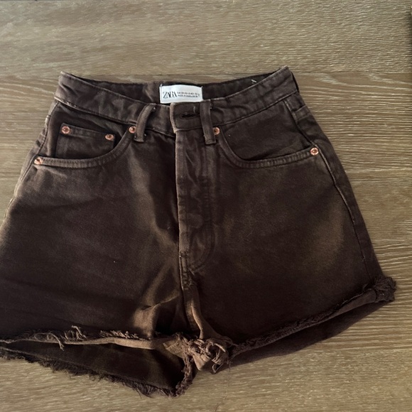 Zara Women's Dark Brown Jean Shorts - Picture 1 of 4